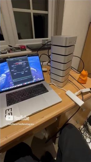 I Built an AGI Supercomputer in My LIVING ROOM! exo labs | mac deepseek