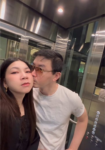 Understanding Loyalty in Relationships: Examples and Insights