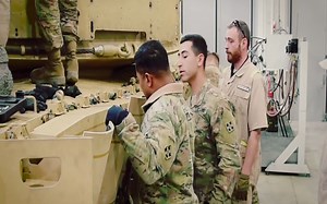 M1A2 反应装甲安装