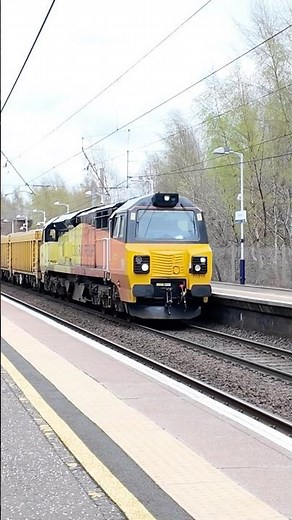 Colas Railfreight Class 70 Ravenstruther to Carlisle N.Y. passing Shieldmuir #wcml #colas #class70