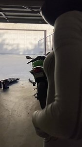 64K views · 739 reactions | Get, set, go!  (720p60fps) #bikergirl #shorts #motorcycle | Simoni Raider | Facebook