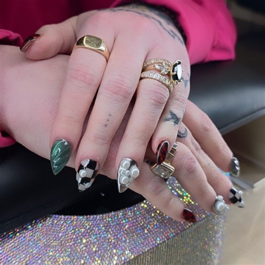 Bella Rai Nails on Reels