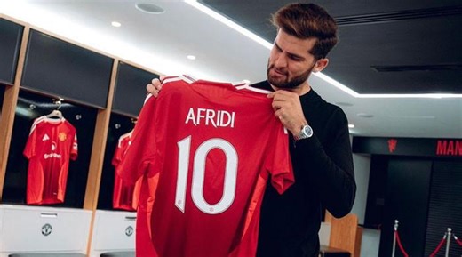 Shaheen Afridi makes history by launching Manchester United kit