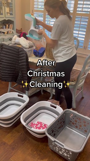 After Christmas cleaning! I am going room by room to clean up the mess after Christmas! Today’s room is the kitchen/breakfast area and it feels so good to have the mess GONE! Original audio ASMR #cleaning #cleaningmotivation #cleaningasmr #cleanhome #cleaningafterchristmas #christmascleanup #cleaninghacks