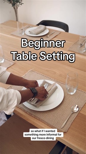 I never did this growing up because we never sat at the table to eat. (Typical in many African households) How many of you know how to do this properly? #tablesetting #tablesettingideas #tablesettingdecor