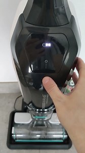 This is how we do ... the CrossWave Cordless Max self-cleaning cycle 👏🏻👌🏼✨ Possibly one of our favourite features on this bad boy. Who else loves it too? 🙊✨ | BISSELL Oceania