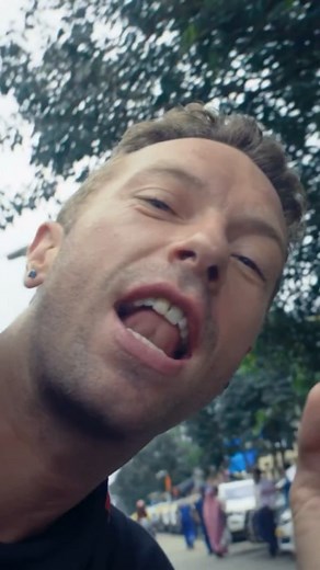 Is it your favorite song? #chrismartin #coldplayfans #coldplay #chrismartinfans #musicofthespheresworldtour | Fans Chris Martin