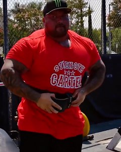 12K views · 399 reactions | The Best Chest Collar In History BIG BOY and KALI MUSCLE #benchpress #workout #fitness #gym #bodybuilding #strengthcartel | Big SC Boy | Facebook