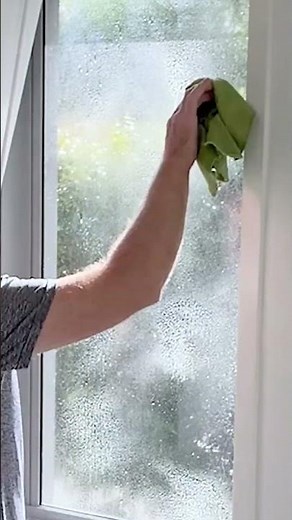 How to Clean Windows with Internal Flywire Screens P3 #windowcleaning #cleaner #diy