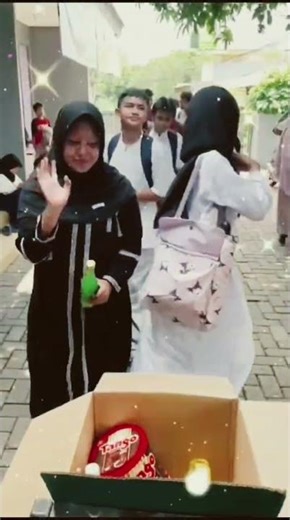 Belajar berbagi rejeki d masa dini