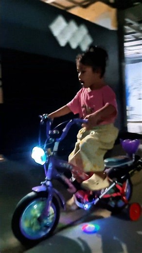 Cecilia’s fancy bike with Bi-LED headlights #fancybike #biledheadlights