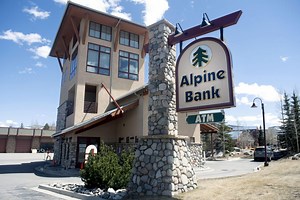 Alpine Bank warns of text and email scams targeting Coloradans