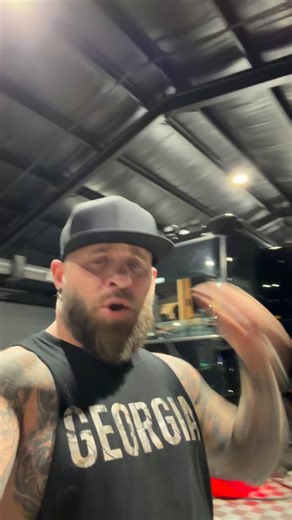 Saturday, 1/31 at 10 PM EST come and watch me learn how to play some @callofduty 🔥🤘 | Brantley Gilbert