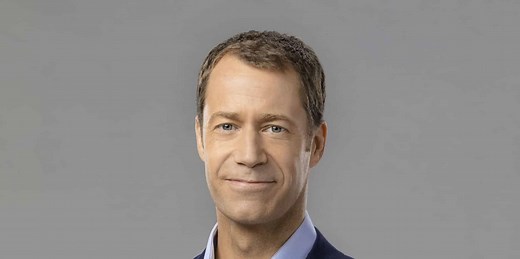 Colin Ferguson's Biography, Net Worth, Wife, Son, Height