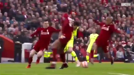 Winners mentality right there, proper rattled one of the best players the world has seen. The current lot would be picking him up and apologising 😵‍💫