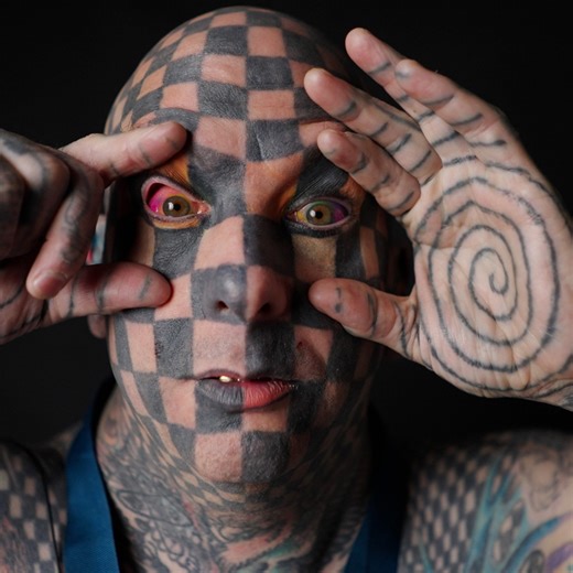 "The tattoos made me like my body more." Check out Matt Gone's amazing chequered body art | Guinness World Records