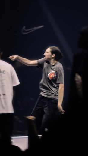 Mount on Instagram: ". . . . Place: France / Paris . . . . Dj: @fzee__ / @neptuneamadeus . . . . MC: @mariana_benenge / @officialwave0 / @r3dchild . . . . Music: @tempestadivelluto_uc - Here To Win . . . . Event: @beyonddoubt_battle . . . . Dancers: @gee.snpz / @queenn2ab . . . . #krump"