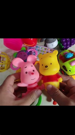 “Pooh Bear Toy Playtime 🧸✨”