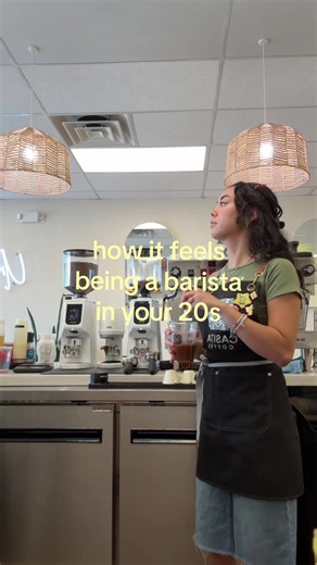 i’m just in my rachel green era ☕️ #barista #coffee #cafe #ilovemyjob #rachelgreen