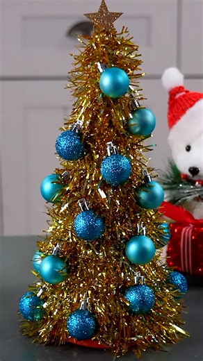 Adorable Miniature Christmas Tree | Genius Inventions