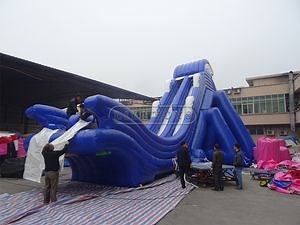 [Hot Item] Inflatable Giant Flying Water Slide for Swimming Pool