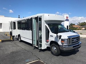 2019 WORLD TRANS E280 PARATRANSIT BUS