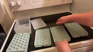 Round Ice Cube Trays for Freezer with Lid and Bin - 3 Stackable Trays Small Circle Ice Maker Molds, 99pcs Round Ice Balls for Chilling Whiskey, Cocktails, Coffee - Easy-Release Sphere Ice Tray