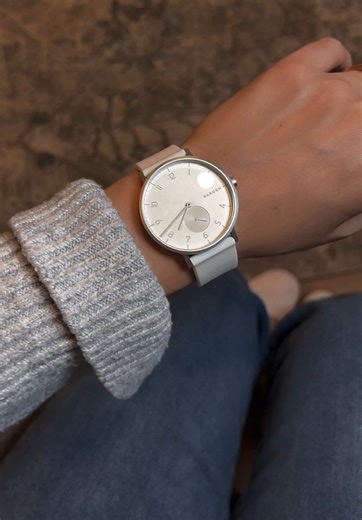 Dreamy @Skagen Denmark watch 🤍 perfect watch for everyday wear, neutral color and watch band #watch #womenswatches #watches #everydaystyle #everydayoutfit