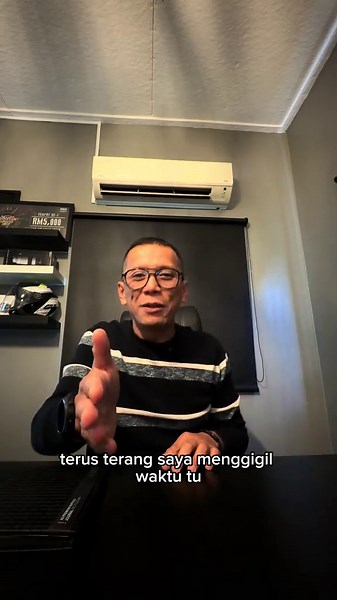 10 tahun lepas, tarikh yang sama hari ini 18 Mac adalah tarikh yang sangat istimewa kita diijabkabulkan. Terima kasih atas segalanya, selama sedekad kita bersama menakhodai bahtera rumahtangga dalam pelayaran dilautan kehidupan. Semoga Allah swt merahmati keluarga yang kita bina bersama 🤲 Selamat Ulangtahun Perkahwinan kita ke - 10 @anna_danisha 👏👏👏