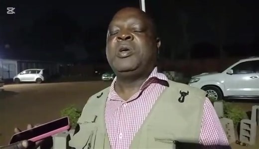 #MalawiDecides2025 Bwanamkubwa wa boma la Lilongwe, a Lawford Palani, omwenso ndi oyang'anira pa malo olandilira zotsatira za chisankho m'boma la Lilongwe, ati mavuto okhudza network tsopano achepa. A Palani alankhula izi atalandira zotsatira za chisankho zoyamba zochoka ku dera la Lilongwe Msinja South. Iwo ati atakumana ndi vuto la netiweki mmadera a bomali, bungwe la Malawi Electoral Commission linatsimikizira kuti aliwunika vutoli ndipo tsopano pali kusintha. Olemba: Catherine Banda, Lilongw