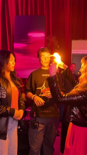 This magic trick is fire😳🔥 #magic #magician #magictrick