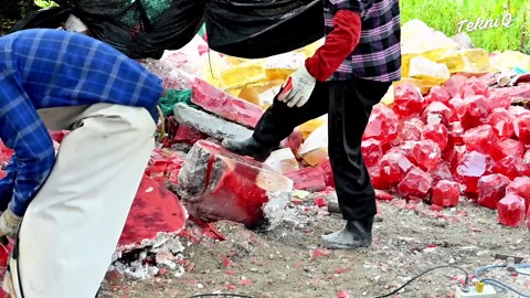 The fascinating journey of crafting shiny crystal balls from the beginning