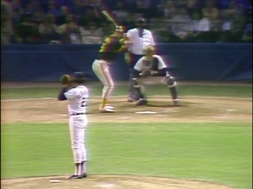 Chet Lemon's great catch ends the inning