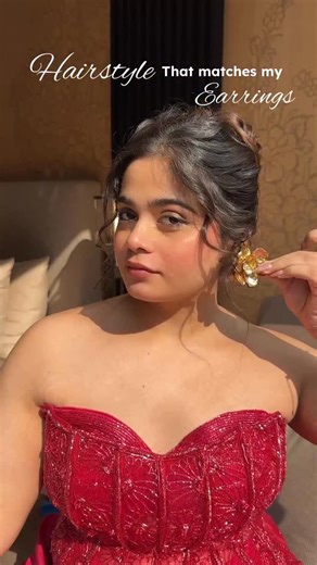 Tanya Singh on Instagram: "Flower hair pin🌼 . . You saw this hairstyle here First . . #reels #reelsındia #reelsinstagram #hairstyle #haircare #hair #hairclip #hairfllower #diy"
