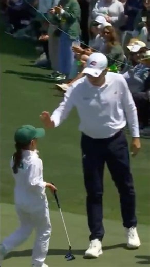 Making putts at Augusta National is easier when you're named Azalea. #themasters