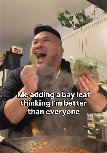 The Art of Cooking: Elevating Soup with Bay Leaves