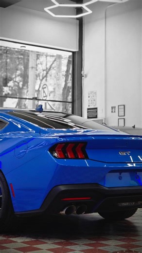 AGV Motors on Instagram: "Que tal esta Sinfonía ? #papasmurf"