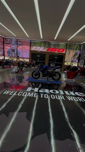 Descubre la moto DR160S: Potencia y tecnología al máximo