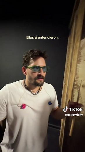 Ricky Tavares y los Montaner: Conexiones Musicales