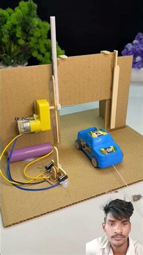 DIY Automatic folding Door mechanism #experiment​ #diy​ #tech​ #scienceproject​ #dcmotor​ #motor​.