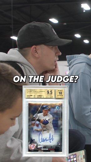 Buying a Aaron Judge Rookie Auto At a Card Show ⚾️ #reels #cardcollector2 #sportscards #cardshow #cardshop | CardCollector2