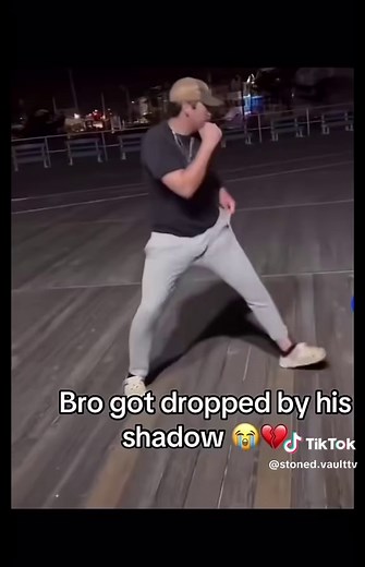 HILARIOUS KNOCKOUTS | bro got dropped by his shadow
