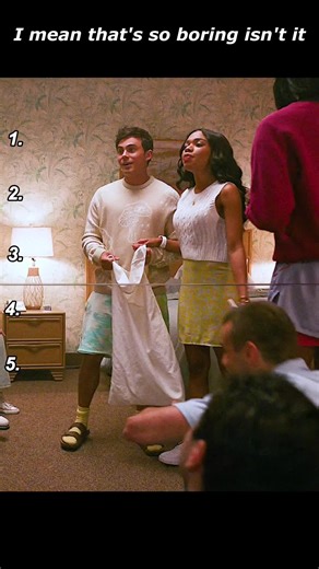 Creating a theater-like setup at home for Christmas movies is blowing up – fairy lights and themed snacks make it magical#HomeMovieNight #ChristmasDecor #FestiveSetup #MovieMagic #fyp