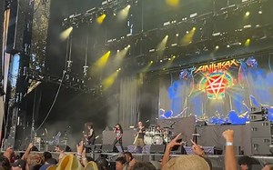 Watch: FRANK BELLO Performs With ANTHRAX For First Time In More Than A Year