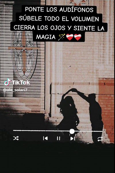 Siente la Magia de la Salsa Romántica en 8D para Audífonos