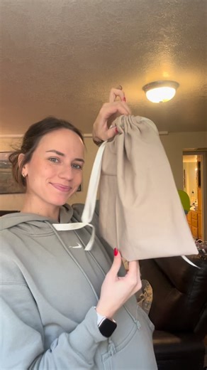 Super easy project for beginner sewing! My sister needed a tutorial for the sewing class she’s teaching so I figured I’d post here too :) #sewing #beginner #sahm | Kennadi Heaps