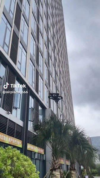 This drone fighter jet is so easy to control.As a beginner, I am able to easily fly this and so ar my kids.Easily the funnest toy drone out there.#drone #rcdrone #rcplane #rcjet #remotecontrol