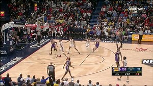 2.6M views · 10K reactions | This sequence was WILD. 勞 | Spectrum SportsNet | Facebook