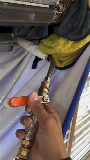 Cleaning Your AC Drainage Pipe (How & Why)