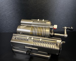 Vintage Thales Patent Mechanical Pinwheel Calculator, Dark Silver With Gold/chrome Sheen | Fully Functional | Serial No. CER112806 - Etsy